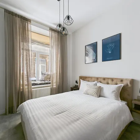 Park - 5 Min To Station Appartement *