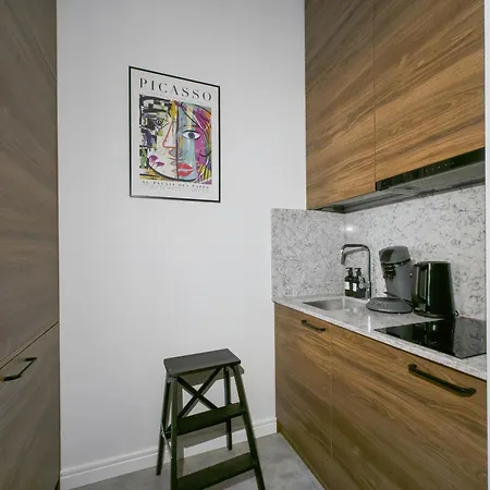 Park - 5 Min To Station Appartement *