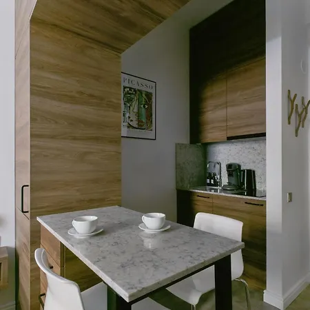 Appartement Park - 5 Min To Station Riga