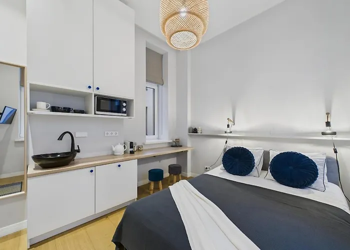 Cosy Blue Centre Studio, 5 Min To Old Town *